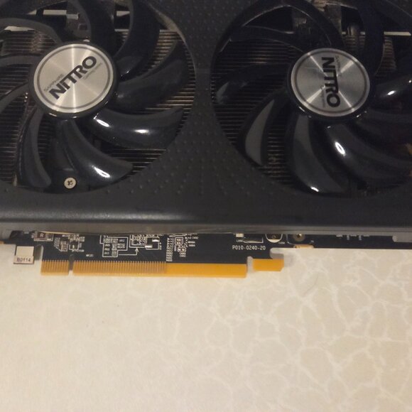 SAPPHIRE NITRO RADEON 460 VIDEO CARD - Picture 3 of 9